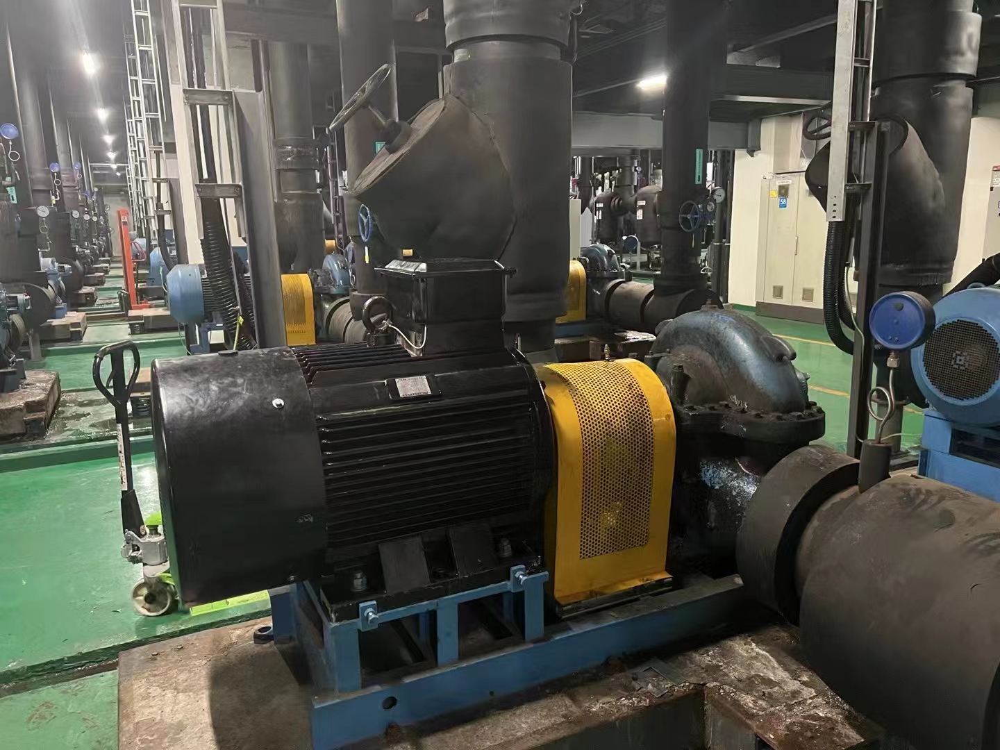 臥龍電機(jī) 臥龍電機(jī)